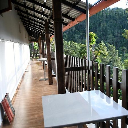 River View Guest House Мадикери Экстерьер фото